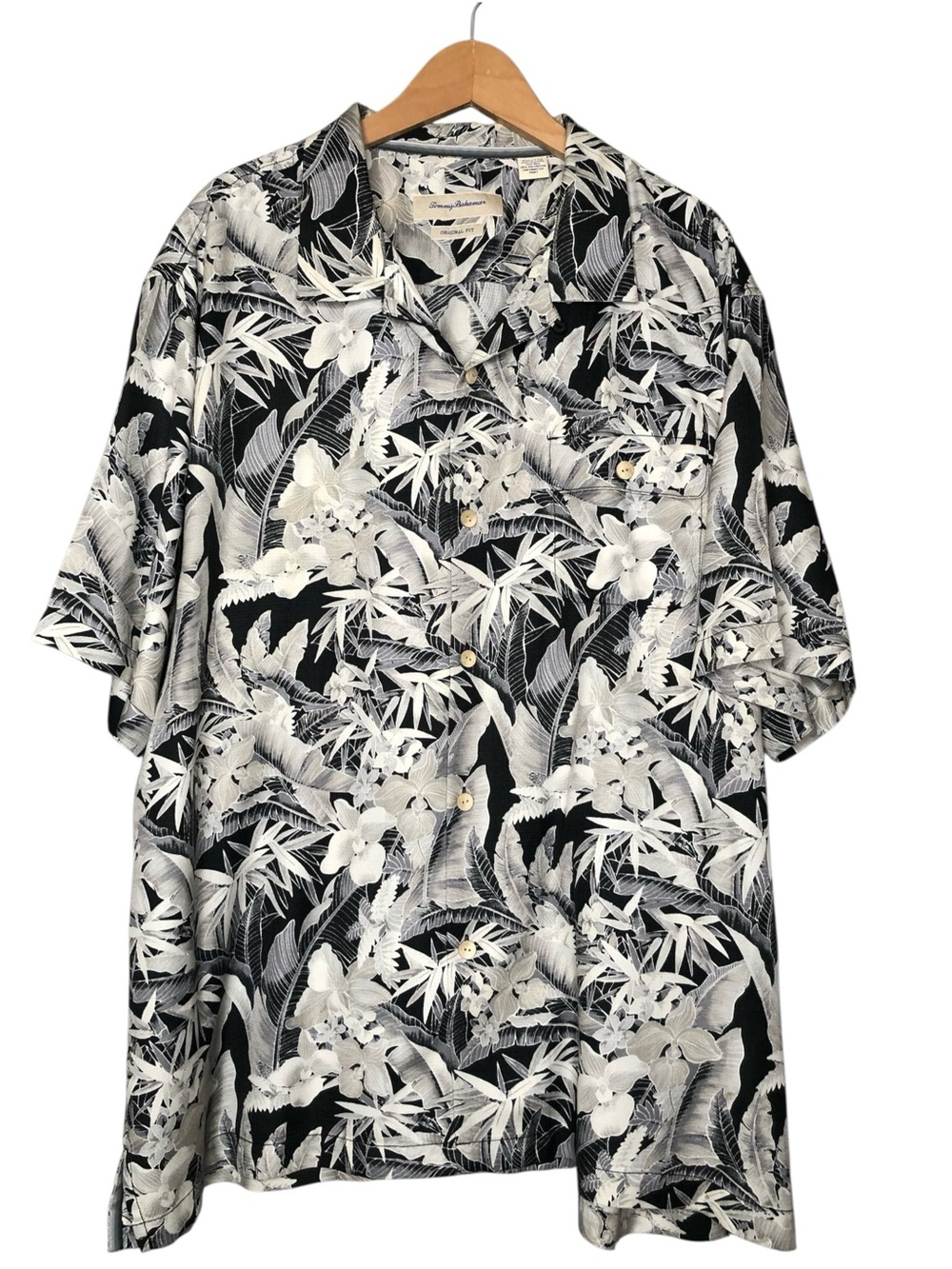 Tommy Bahama Grey Black Silk Blend Camp Shirt Tropical Floral Print Men’s XXL